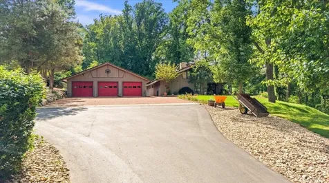356 River View Drive Verona VA 24482