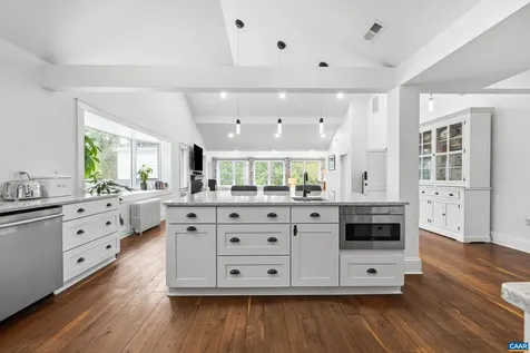 104 Buckingham Circle Charlottesville VA 22903