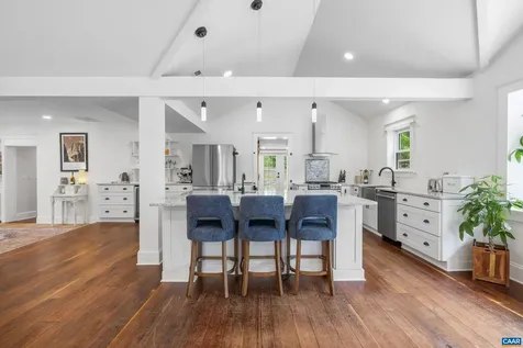 104 Buckingham Circle Charlottesville VA 22903