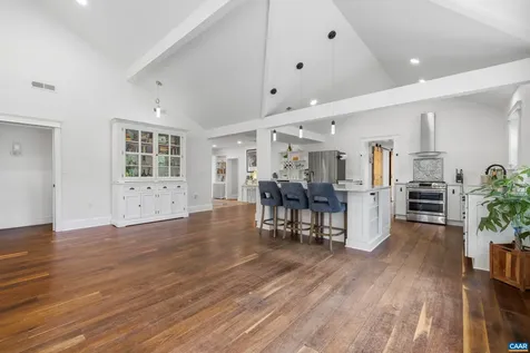 104 Buckingham Circle Charlottesville VA 22903