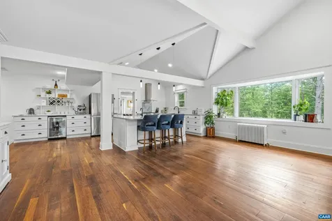 104 Buckingham Circle Charlottesville VA 22903