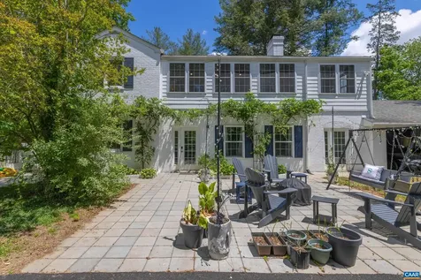 104 Buckingham Circle Charlottesville VA 22903