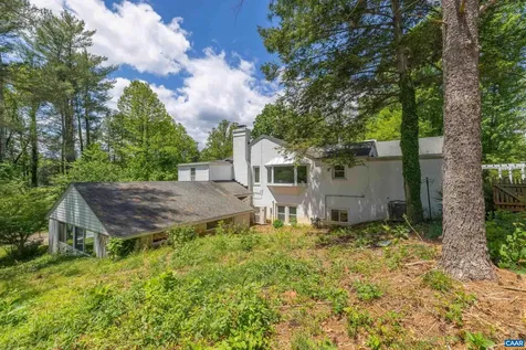 104 Buckingham Circle Charlottesville VA 22903