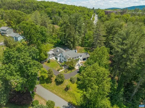 104 Buckingham Circle Charlottesville VA 22903