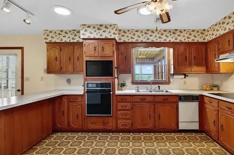 150 Battlefield Road Waynesboro VA 22980