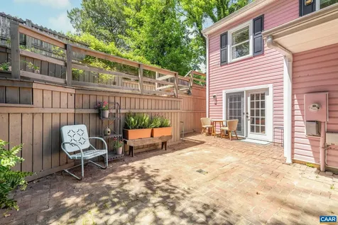 616 Brown Street Charlottesville VA 22903
