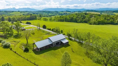 440 Galena Road Staunton VA 24401