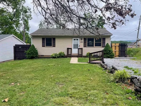 1201 4th Street Waynesboro VA 22980