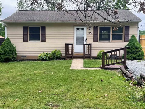 1201 4th Street Waynesboro VA 22980