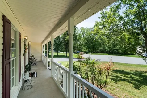 368 Arrowhead Lane Stuarts Draft VA 24477