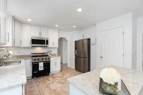 368 Arrowhead Lane Stuarts Draft VA 24477