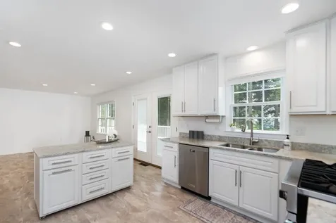 368 Arrowhead Lane Stuarts Draft VA 24477
