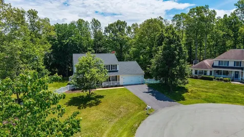 368 Arrowhead Lane Stuarts Draft VA 24477