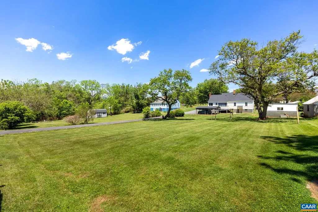 9070 Spotswood Trail Stanardsville VA 22973