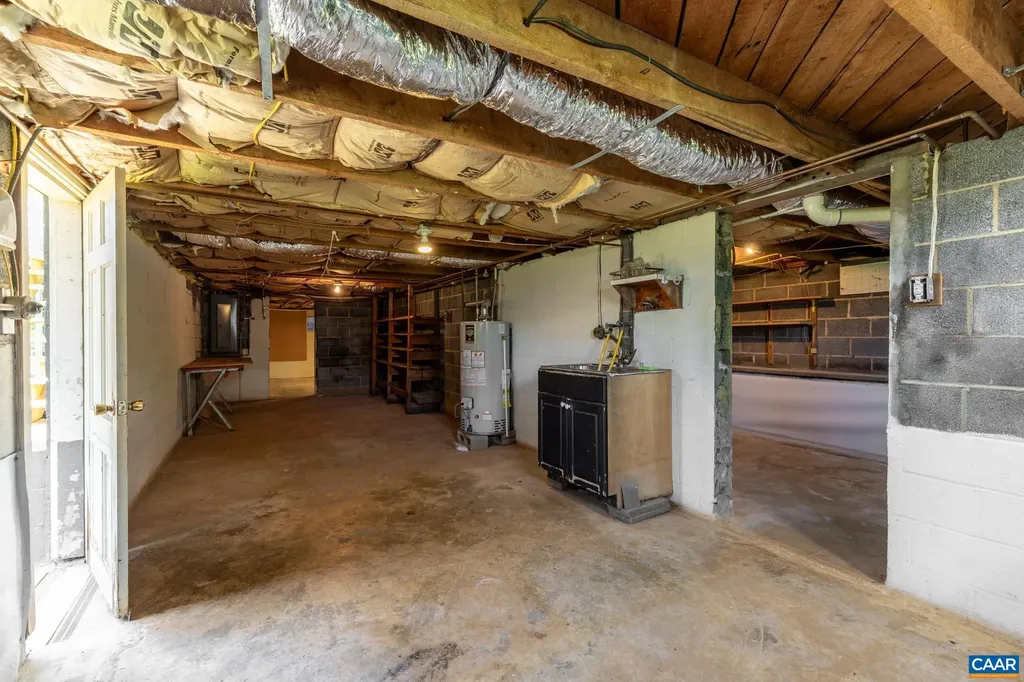 9070 Spotswood Trail Stanardsville VA 22973