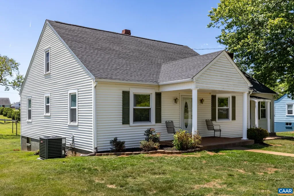 9070 Spotswood Trail Stanardsville VA 22973