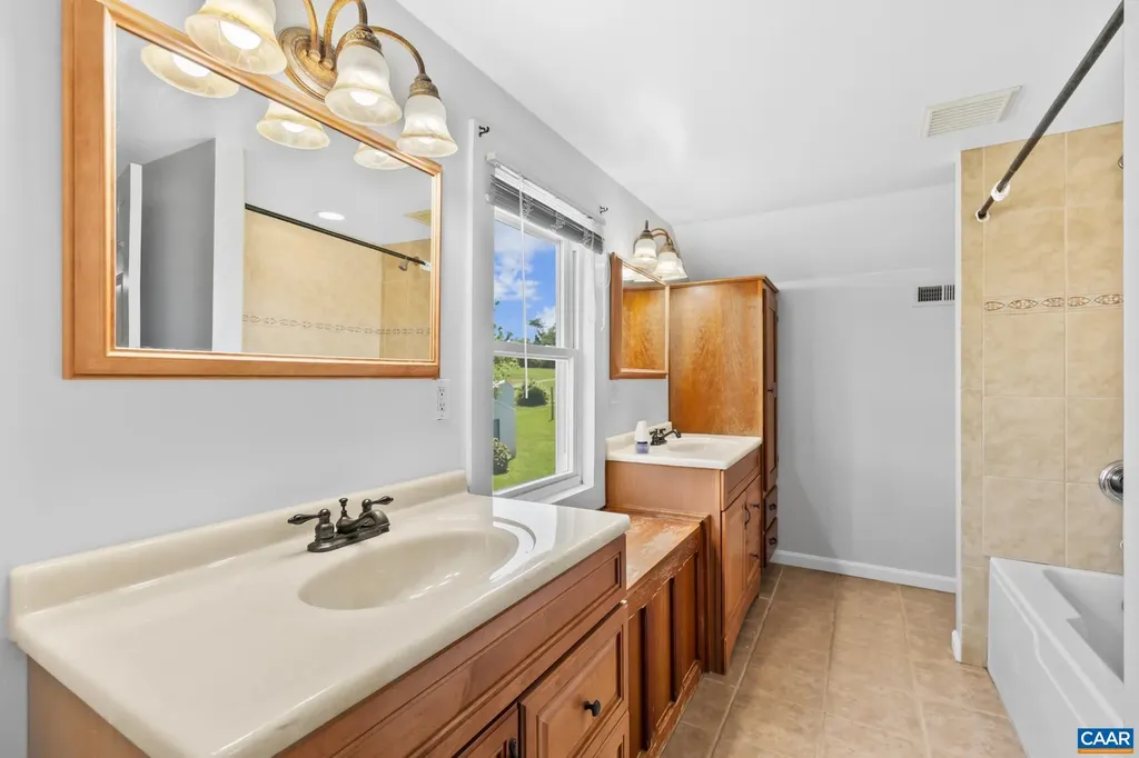 9070 Spotswood Trail Stanardsville VA 22973