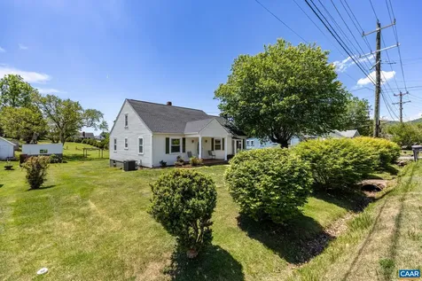 9070 Spotswood Trail Stanardsville VA 22973