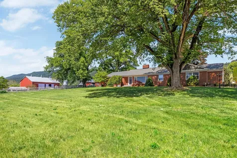 14441 North Mountain Road Broadway VA 22815