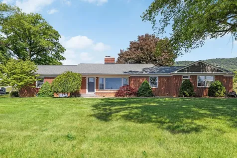 14441 North Mountain Road Broadway VA 22815