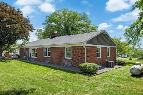 14441 North Mountain Road Broadway VA 22815