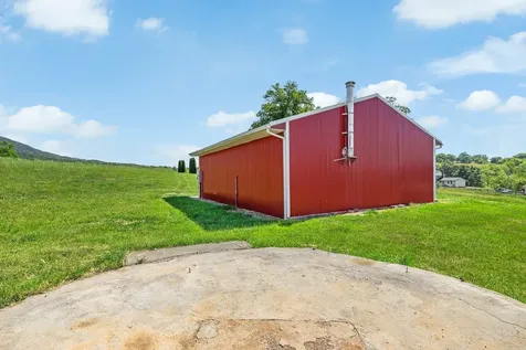 14441 North Mountain Road Broadway VA 22815