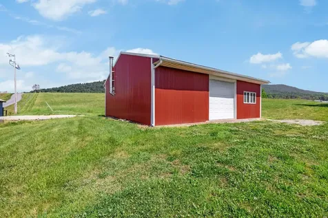 14441 North Mountain Road Broadway VA 22815
