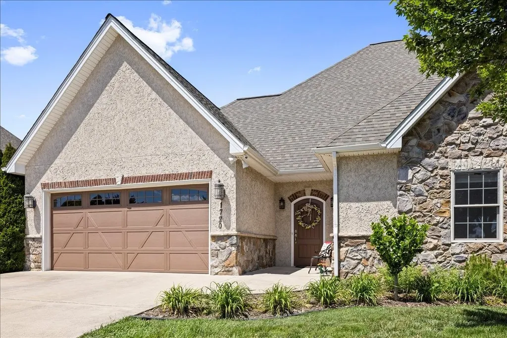 1720 Sherry Lane Harrisonburg VA 22801