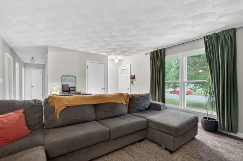 108 Briarwood Circle Staunton VA 24401