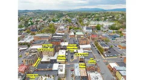 32 Augusta Street N Staunton VA 24401