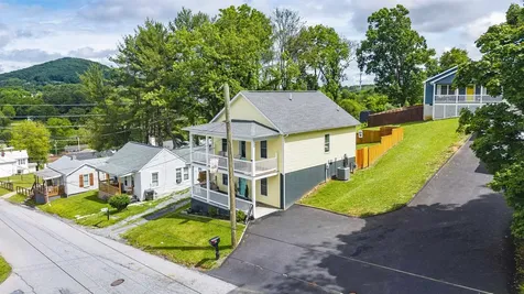 120 Gay Street W Staunton VA 24401