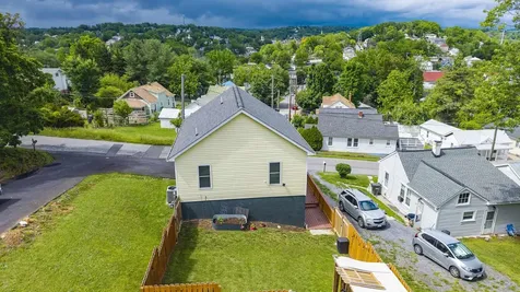 120 Gay Street W Staunton VA 24401