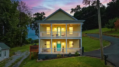 120 Gay Street W Staunton VA 24401