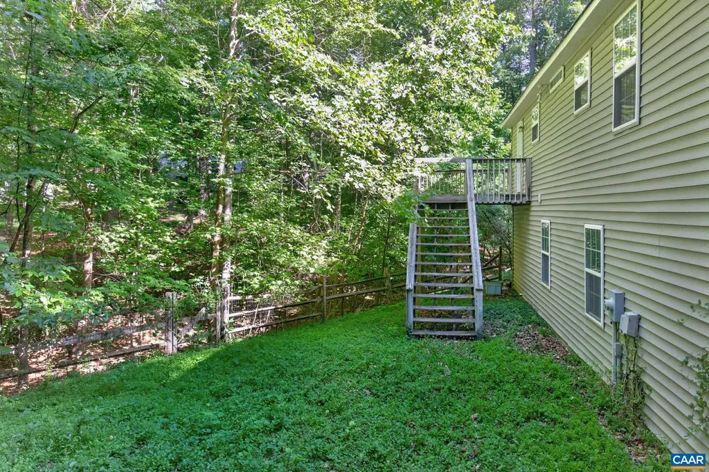 738 Jefferson Drive Palmyra VA 22963