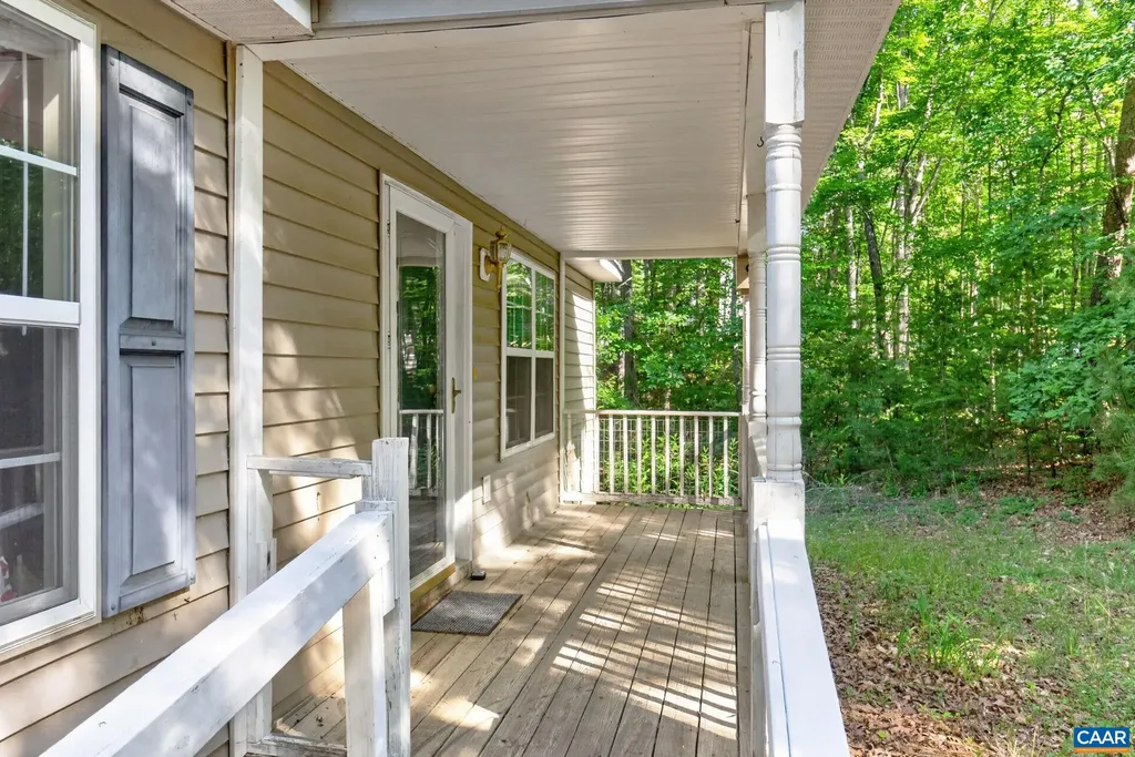 738 Jefferson Drive Palmyra VA 22963