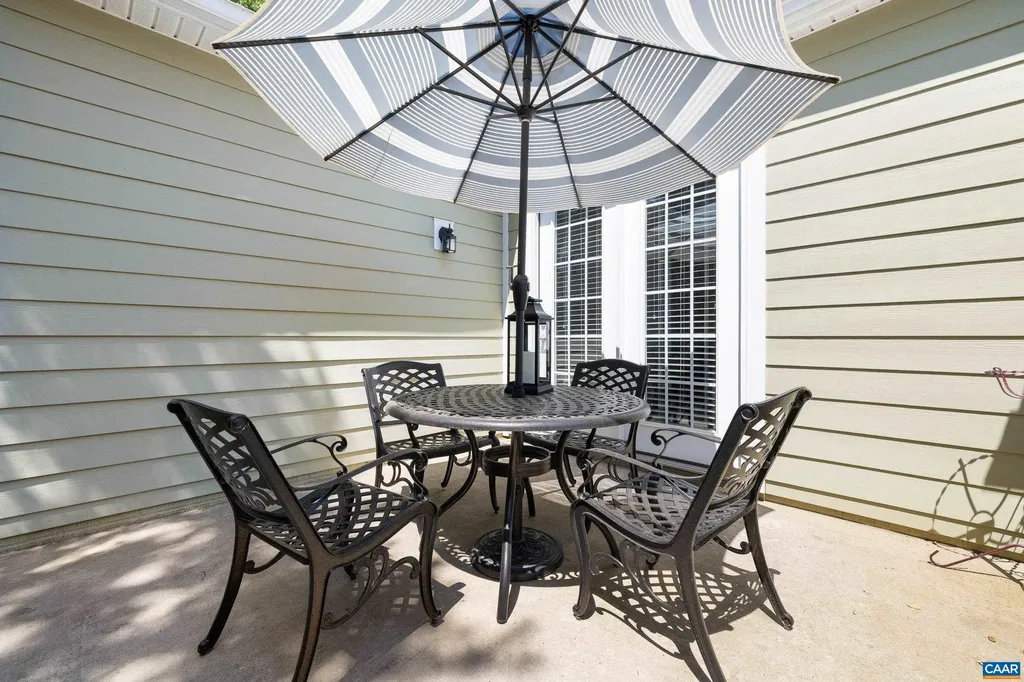 1637 Sawgrass Court Charlottesville VA 22901