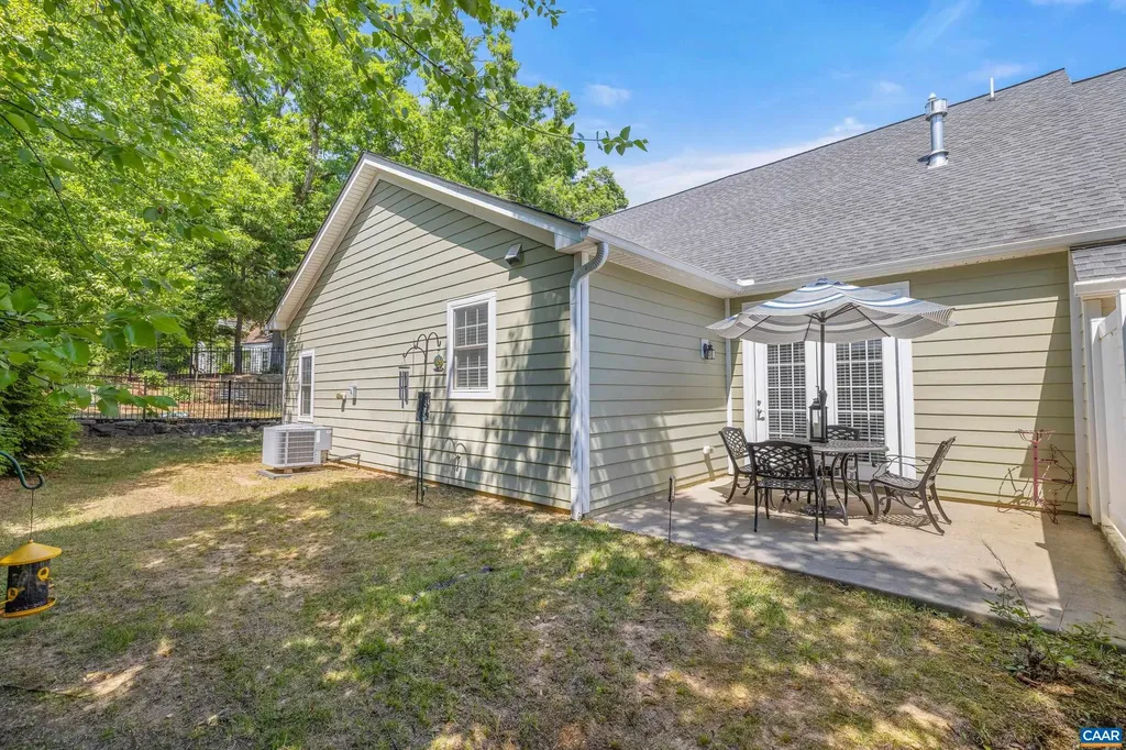 1637 Sawgrass Court Charlottesville VA 22901