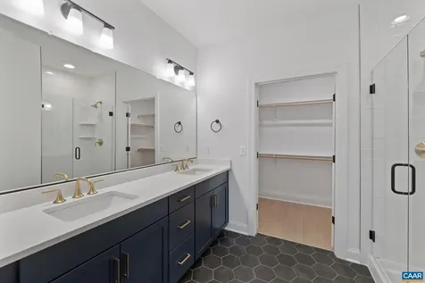 147 Sunbird Lane Waynesboro VA 22980