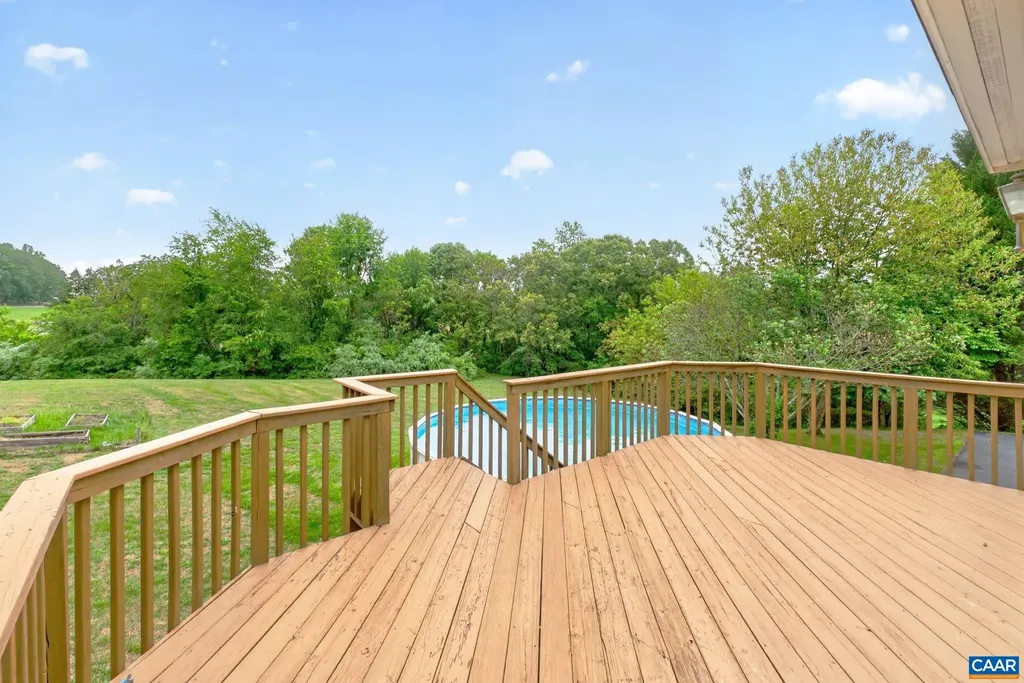1760 Meadowview Lane Ruckersville VA 22968