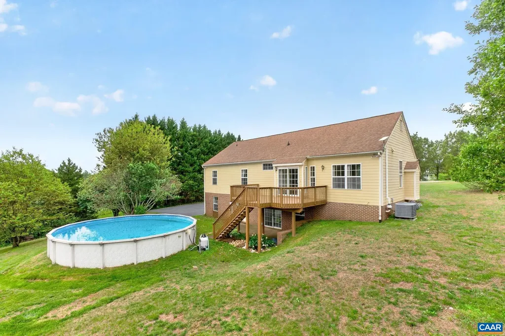 1760 Meadowview Lane Ruckersville VA 22968