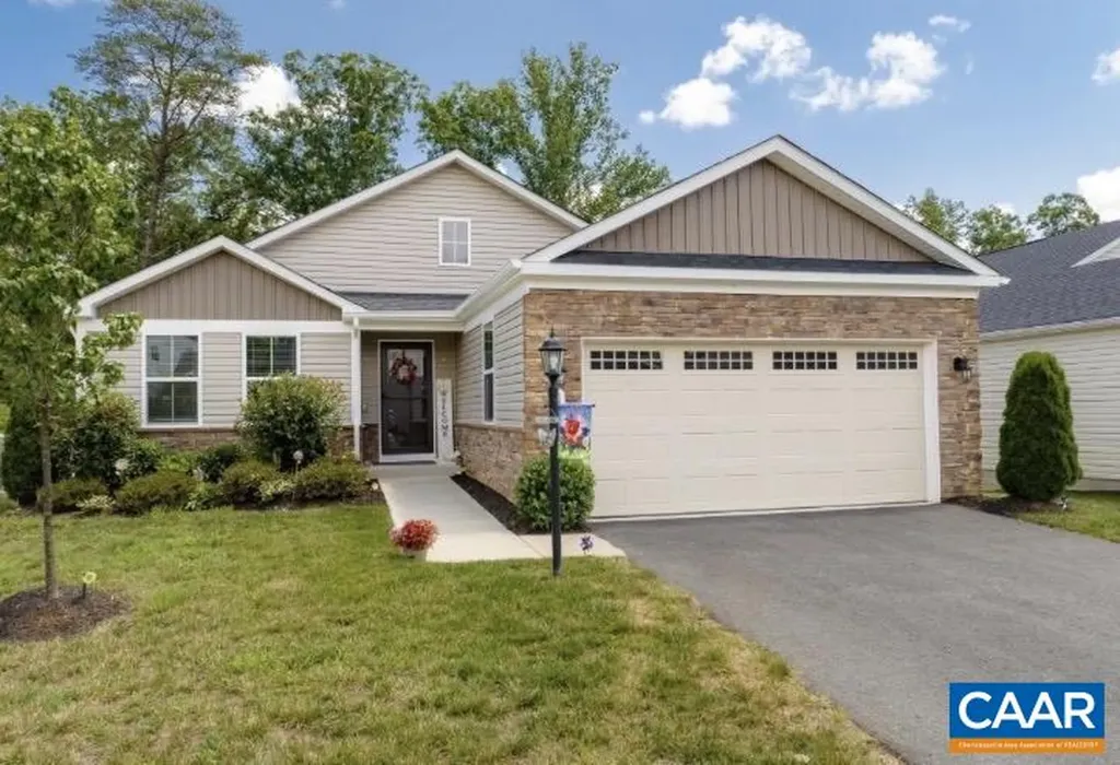 126 Virginia Avenue Palmyra VA 22963