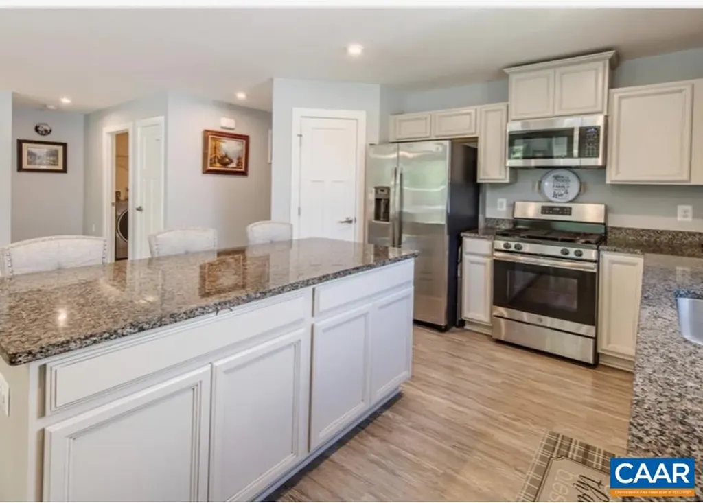 126 Virginia Avenue Palmyra VA 22963