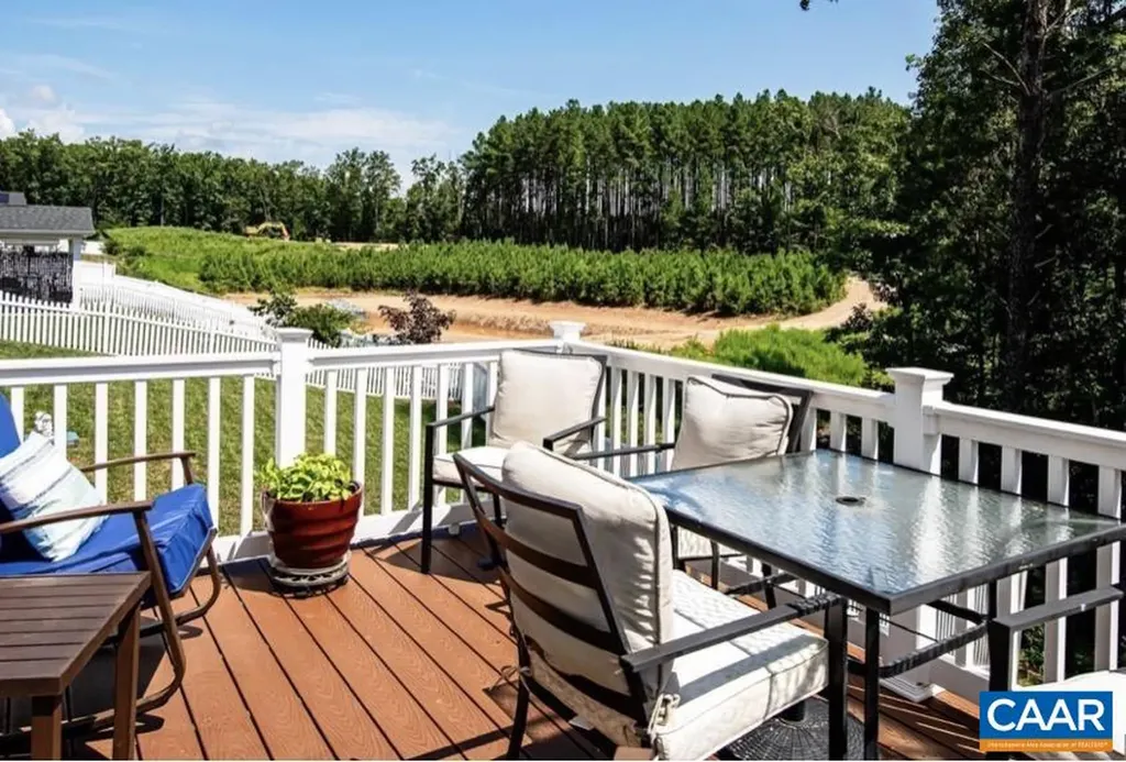 126 Virginia Avenue Palmyra VA 22963