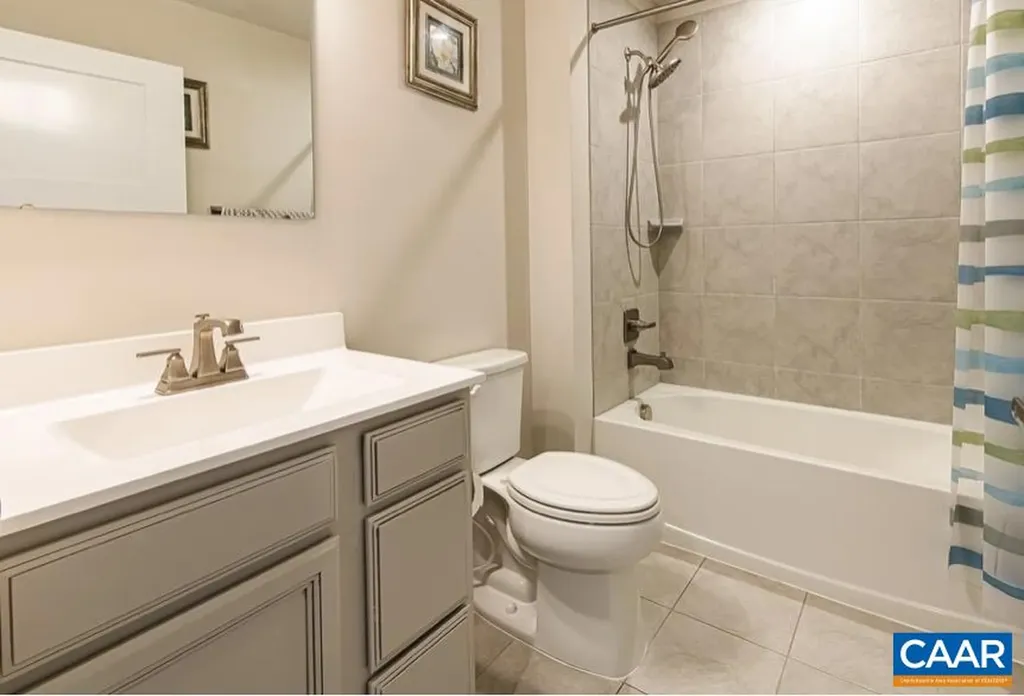 126 Virginia Avenue Palmyra VA 22963