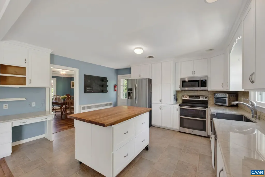 102 Bollingbrook Drive Charlottesville VA 22911