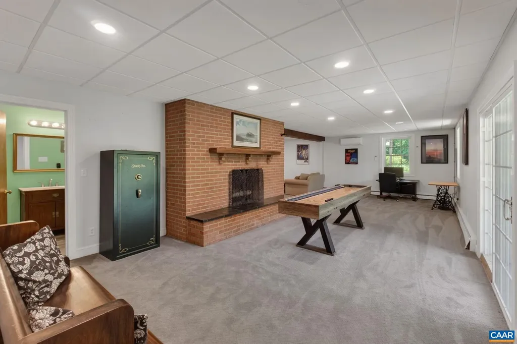 102 Bollingbrook Drive Charlottesville VA 22911
