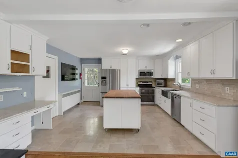 102 Bollingbrook Drive Charlottesville VA 22911