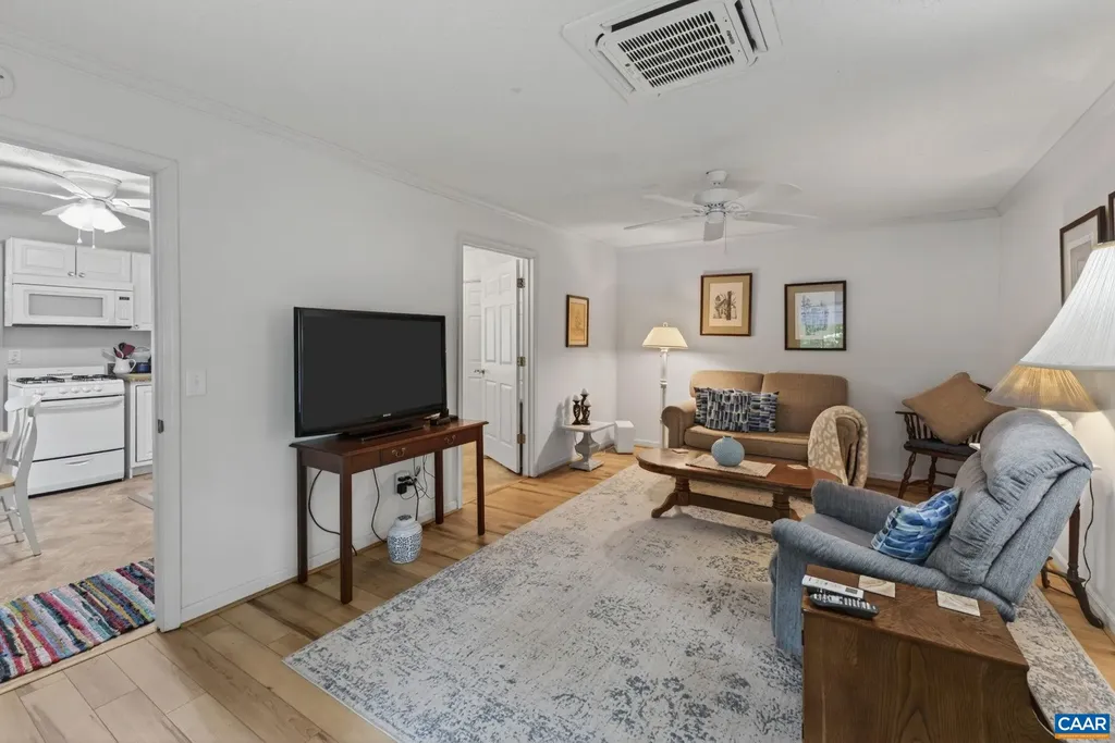 3288 Wooded Acres Lane Charlottesville VA 22911