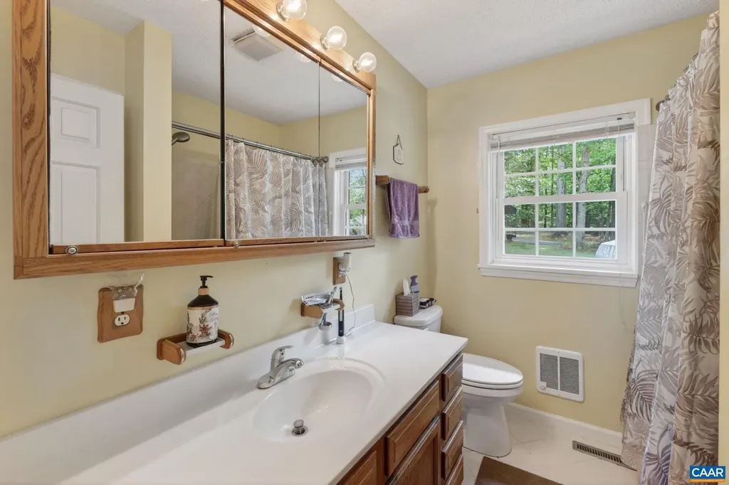 3288 Wooded Acres Lane Charlottesville VA 22911