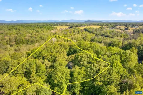 3288 Wooded Acres Lane Charlottesville VA 22911
